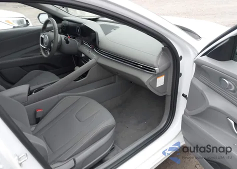 2025 Hyundai Elantra Hybrid Sel Sport from USA, damaged, VIN KMHLM4DJ7SU168415